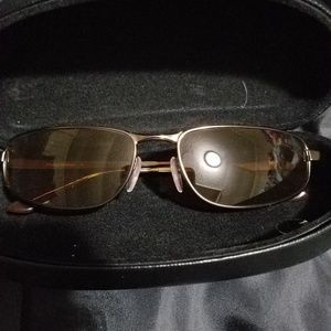 Tommy Bahama polorized sunglasses